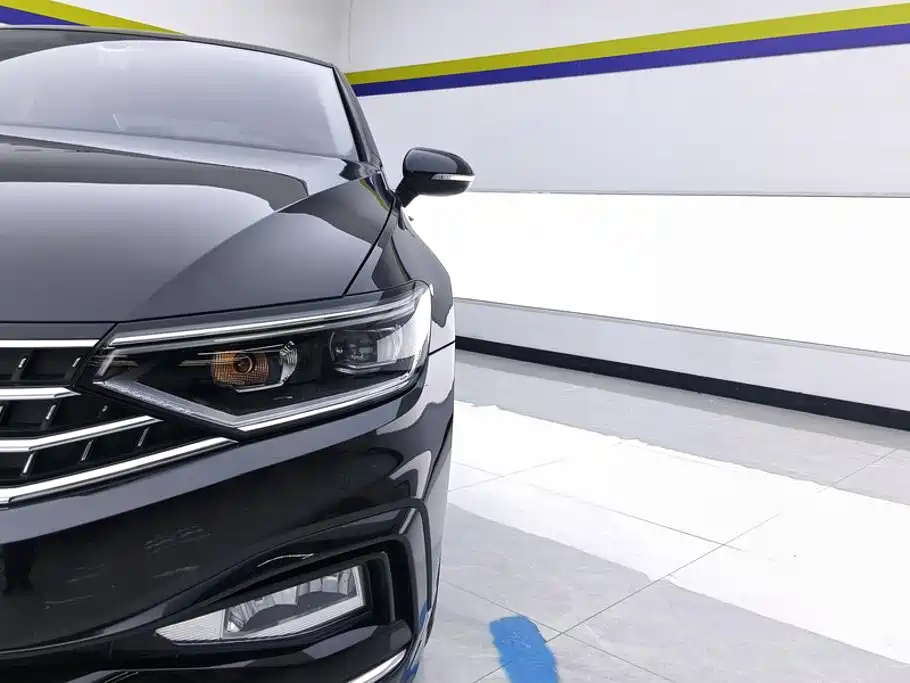 Volkswagen Magotan — миниатюра 5
