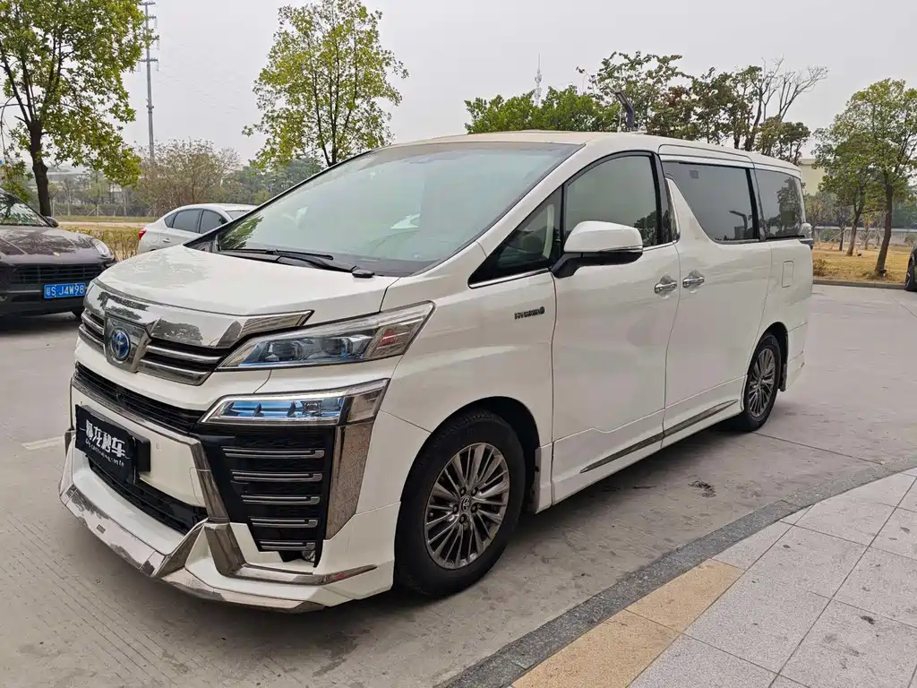 Toyota Vellfire 2022