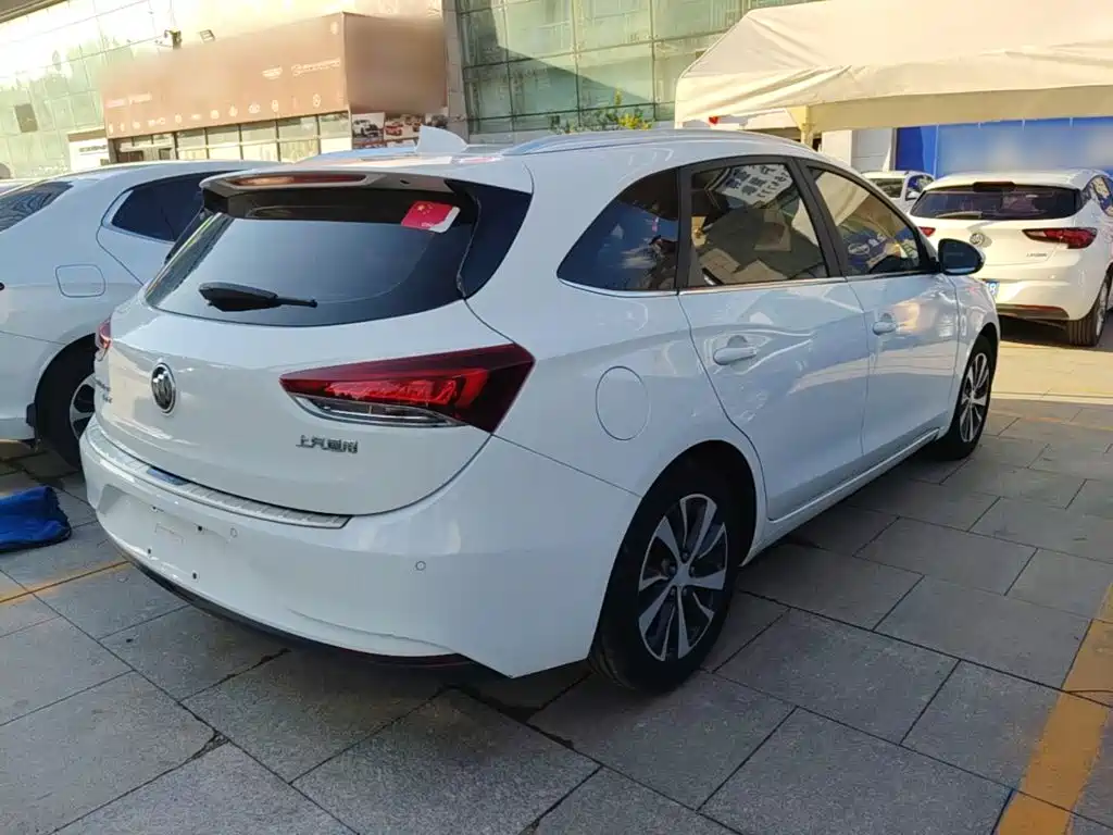 Buick Excelle — миниатюра 7