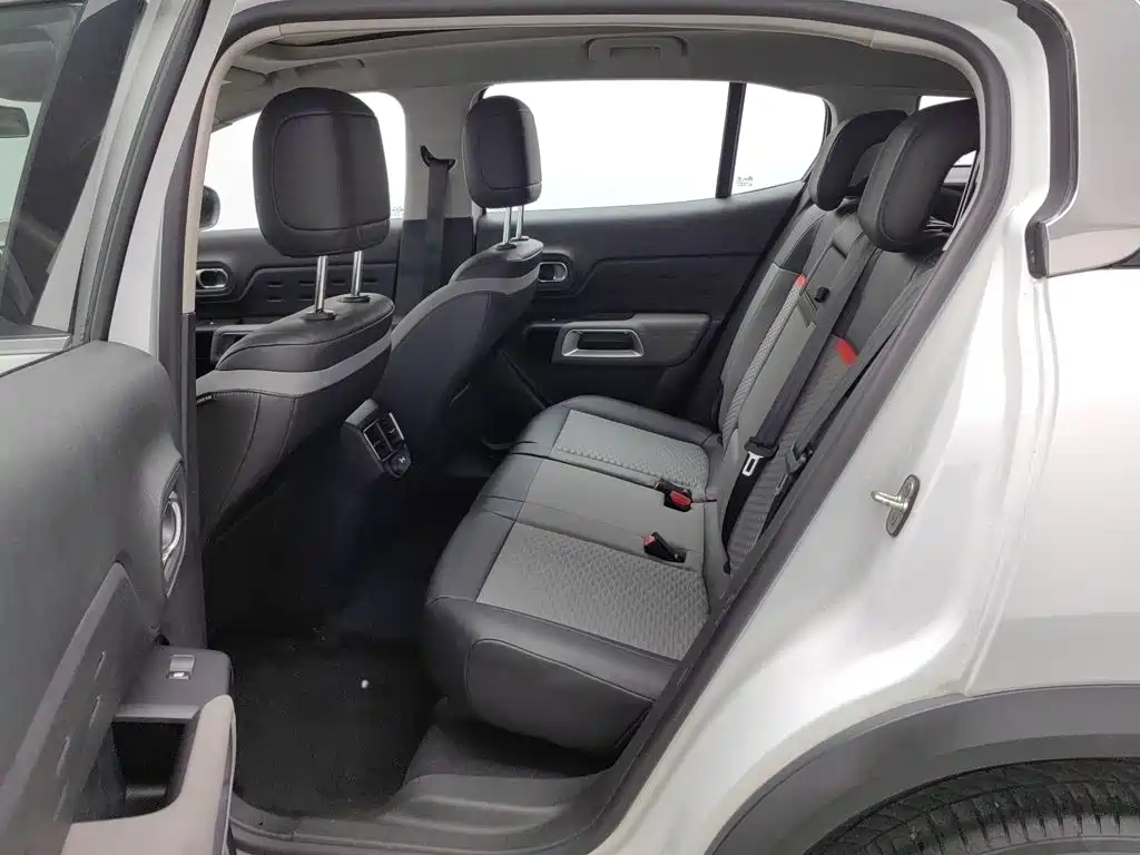 Citroen C5 AIRCROSS — миниатюра 15