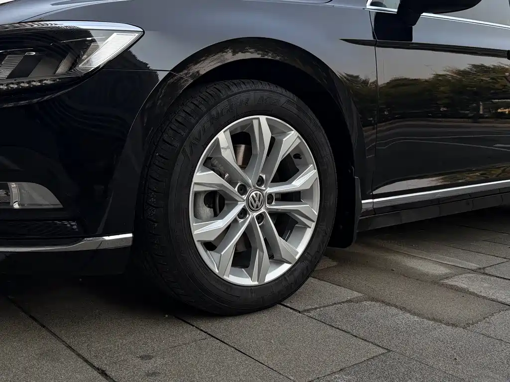Volkswagen Magotan — миниатюра 10