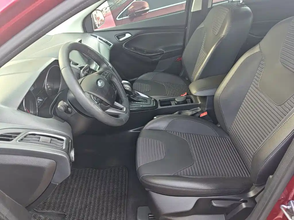 Ford Focus — миниатюра 15