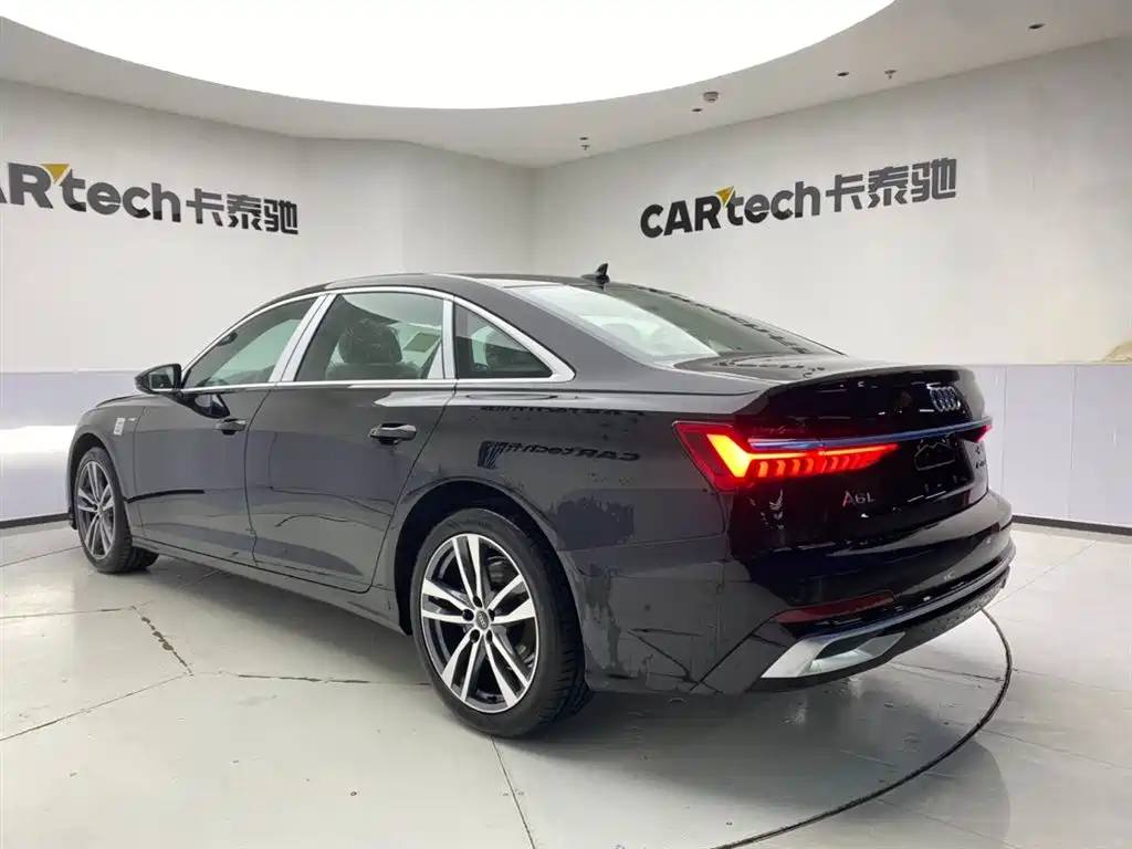 Audi A6L 2025 40 TFSI Luxury