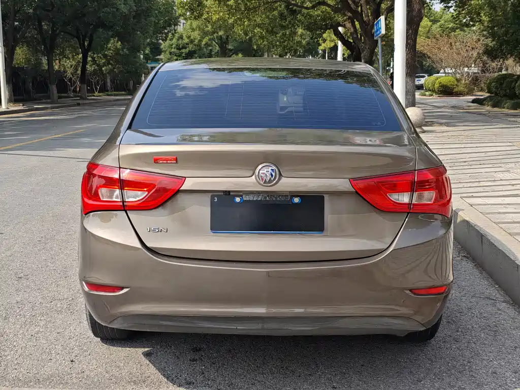 Buick Excelle — миниатюра 7