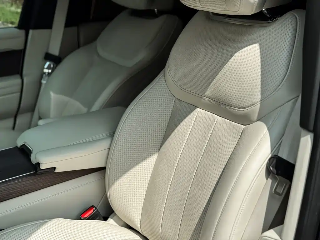 Land Rover Range Rover — миниатюра 7