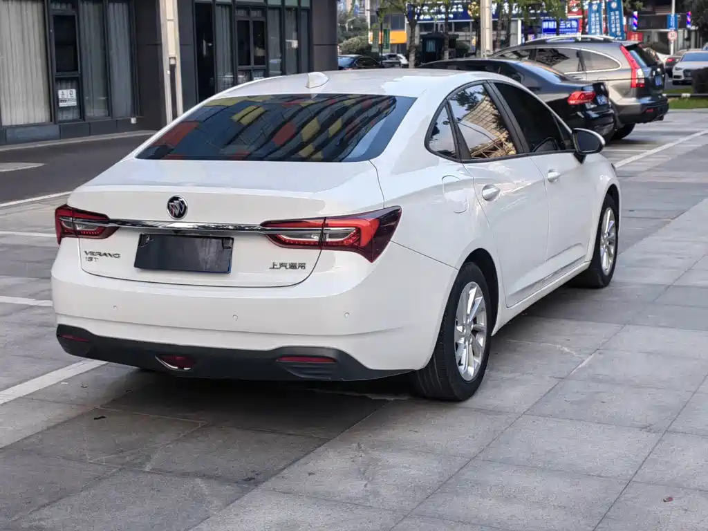 Buick Verano — миниатюра 7