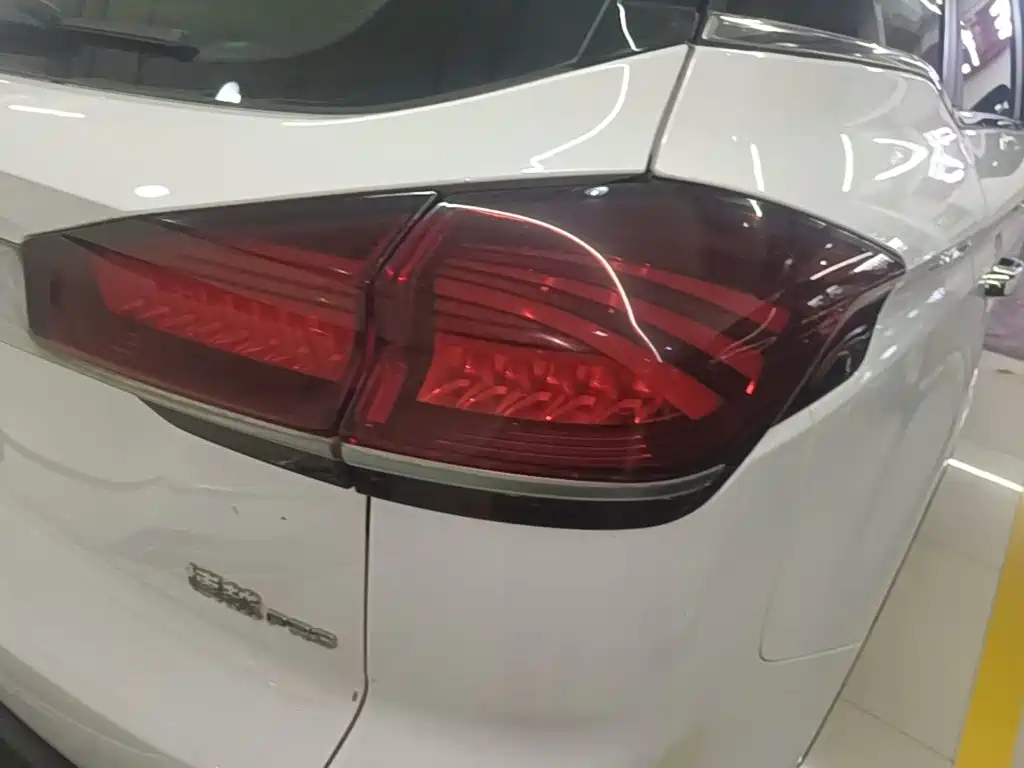 Geely Boyue — миниатюра 8