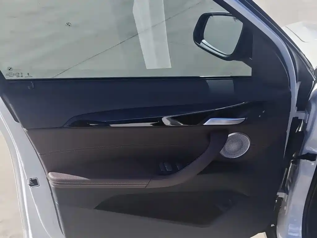 BMW X1 — миниатюра 7
