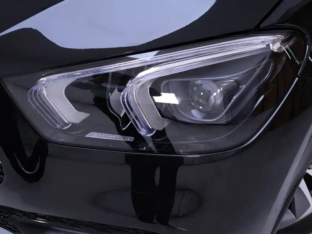 Mercedes-Benz GLE (Import) — миниатюра 4