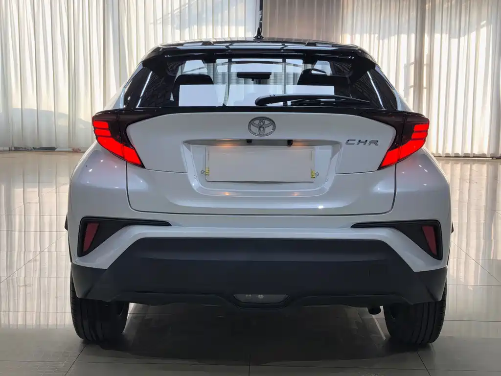 Toyota C-HR — миниатюра 7