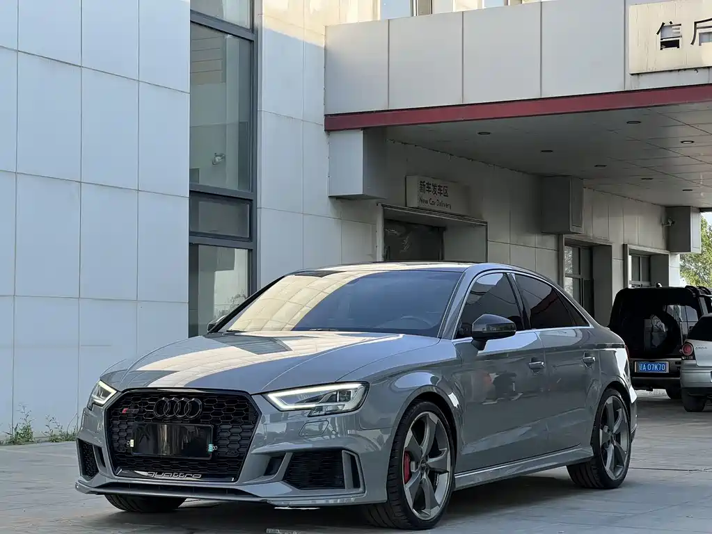 Audi RS 3 2018