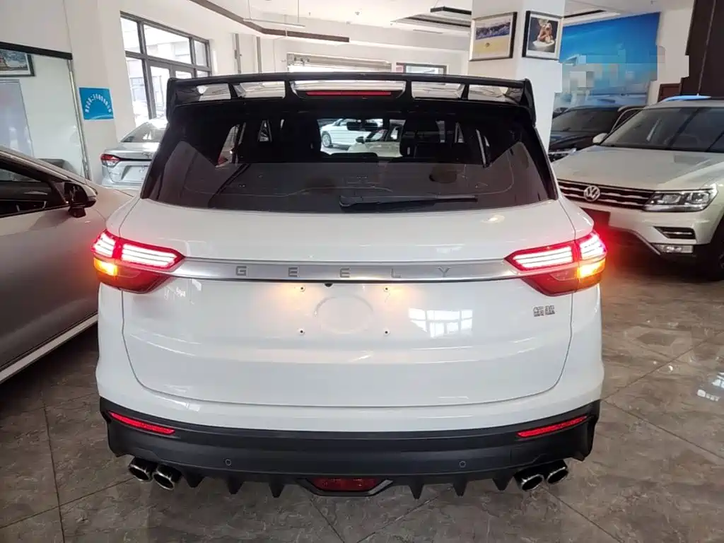 Geely Binyue — миниатюра 6