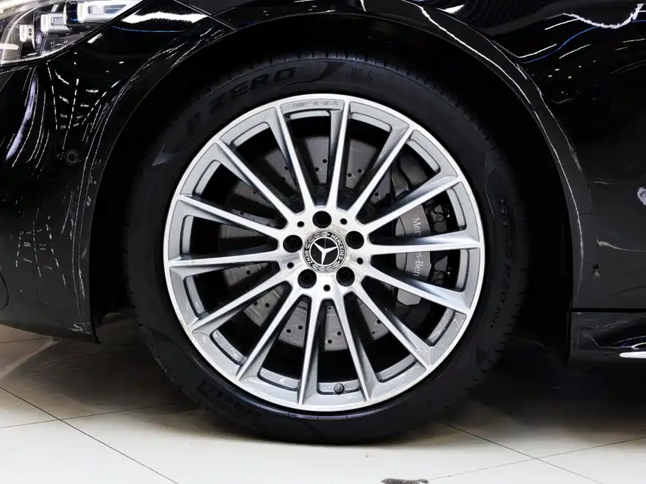 Mercedes-Benz S-Class — миниатюра 14