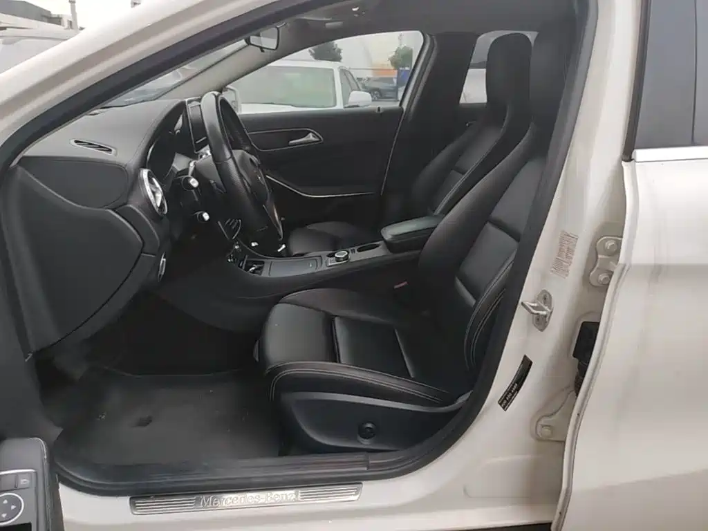 Mercedes-Benz GLA — миниатюра 15