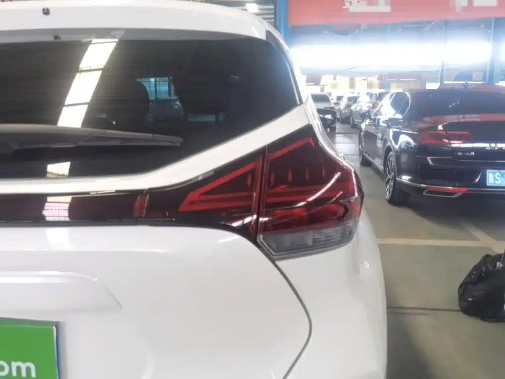 Nissan Kicks — миниатюра 8