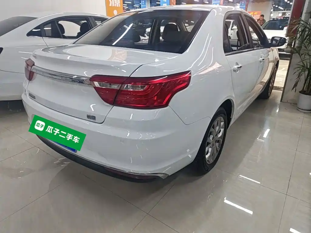 Geely Vision — миниатюра 7