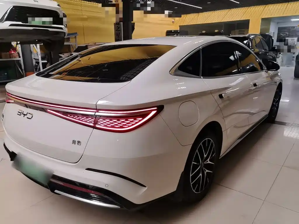 BYD Seal — миниатюра 7