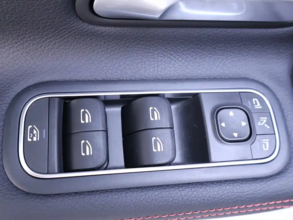 Mercedes-Benz A-Class — миниатюра 17