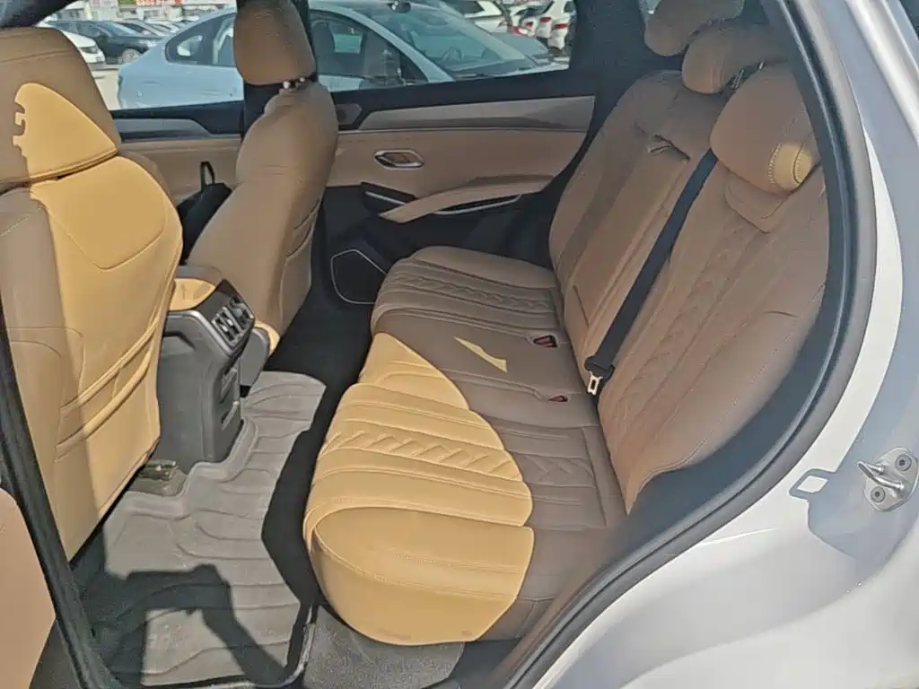 BYD L DM-i — миниатюра 17