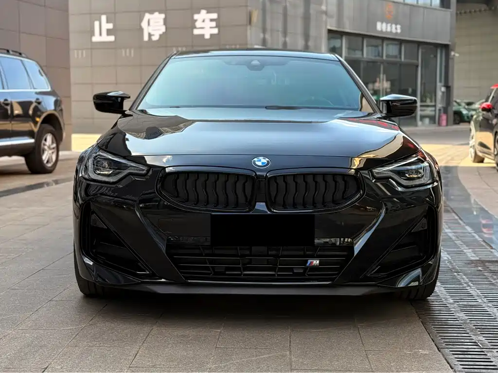 BMW M240i 2025 M240i xDrive