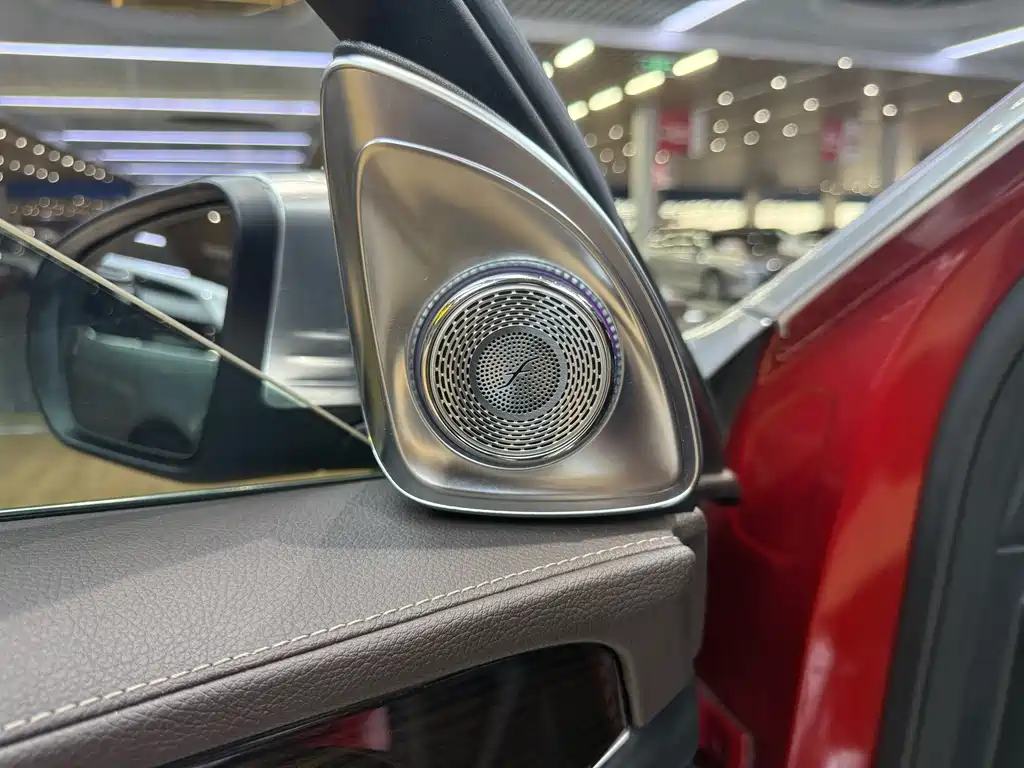 Mercedes-Benz GLC — миниатюра 14