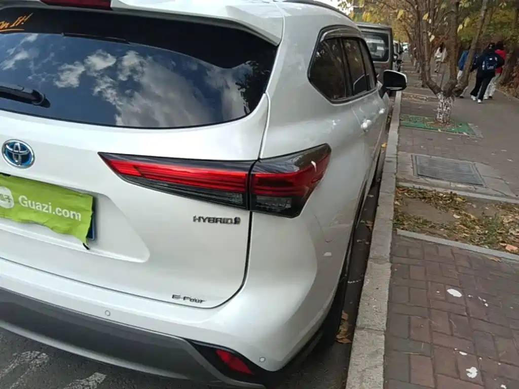 Toyota Highlander — миниатюра 8