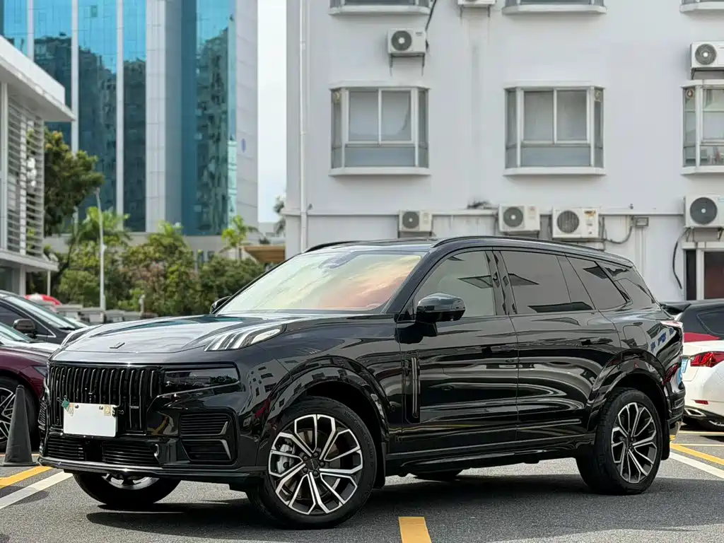 Lynk & Co 09 EM-P 2024