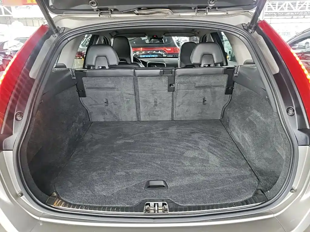 Volvo XC60 — миниатюра 19
