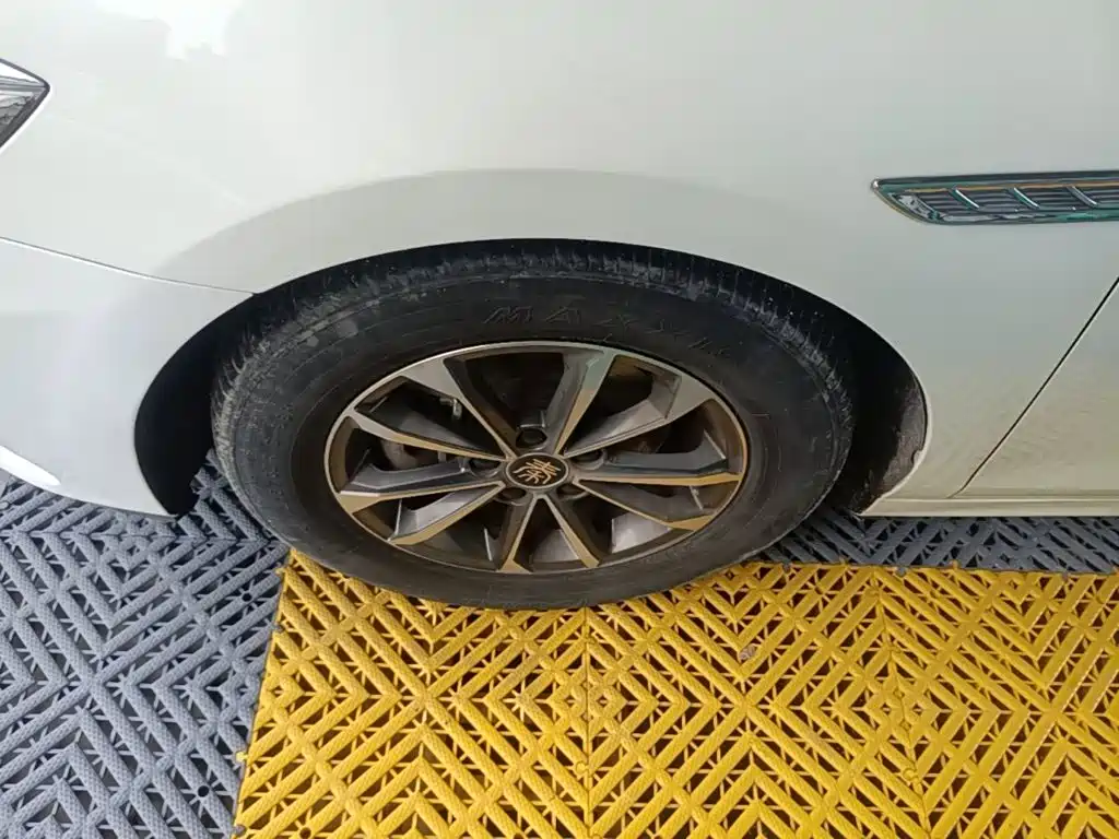 BYD Qin Pro NEV — миниатюра 23