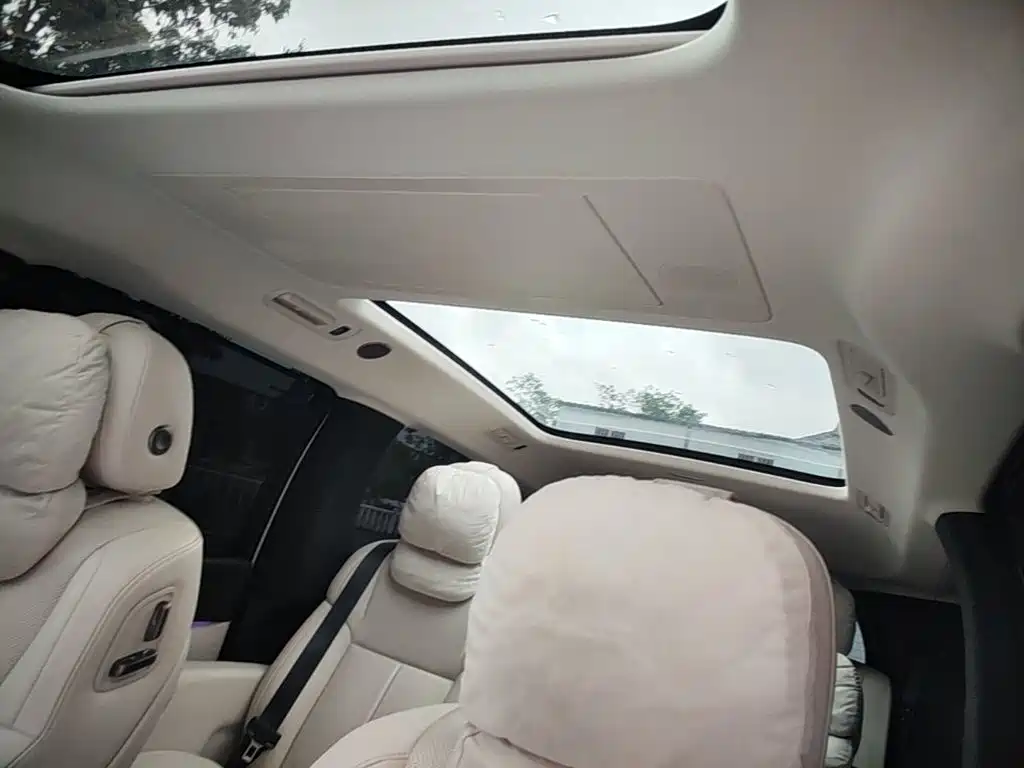 Li Auto Li MEGA — миниатюра 18