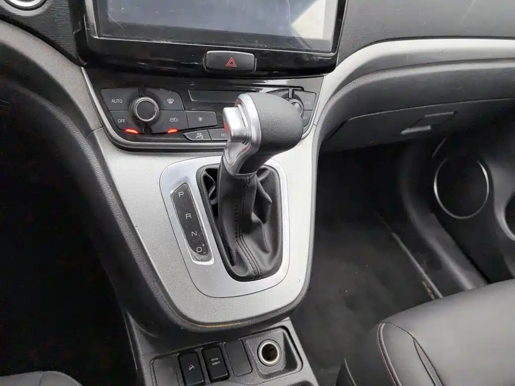 Haval M6 — миниатюра 13