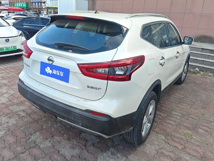 Nissan Qashqai — миниатюра 3