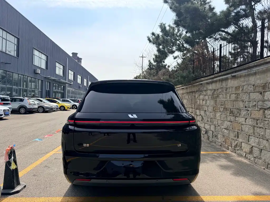 Li Auto IDEAL L8