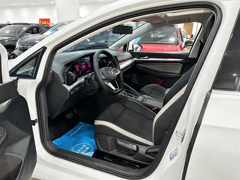 Volkswagen Golf — миниатюра 30
