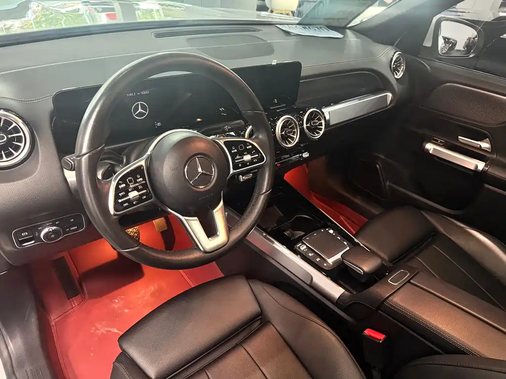 Mercedes-Benz GLB — миниатюра 14