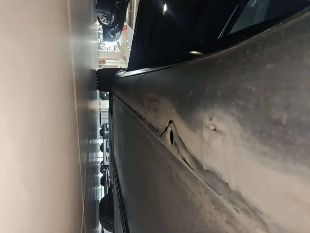 Tesla Model 3 — миниатюра 22