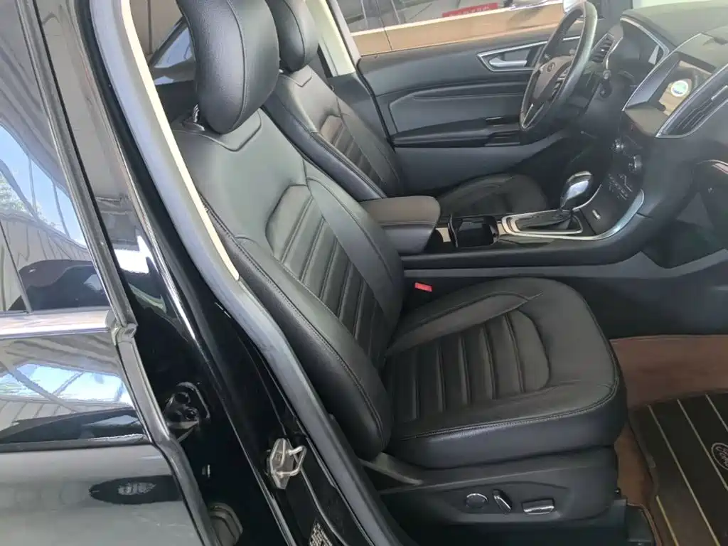 Ford Edge — миниатюра 25