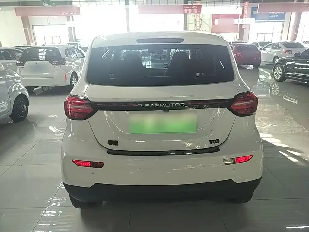 Leapmotor Leapmotor T03 — миниатюра 6
