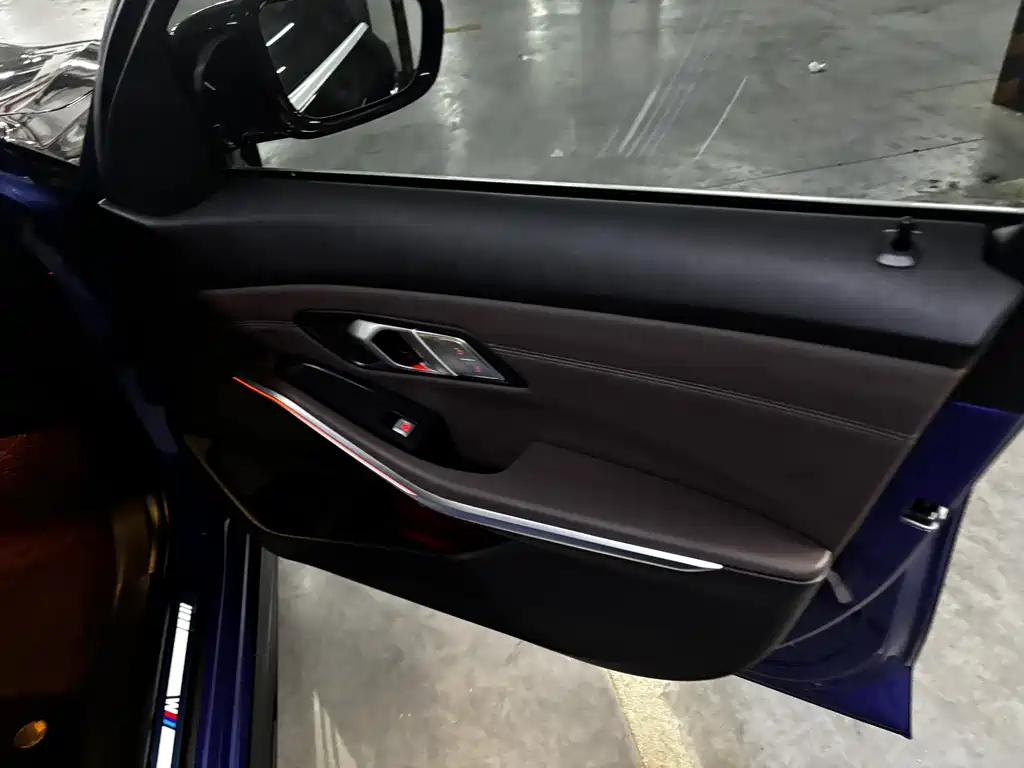 BMW 3 Series — миниатюра 14