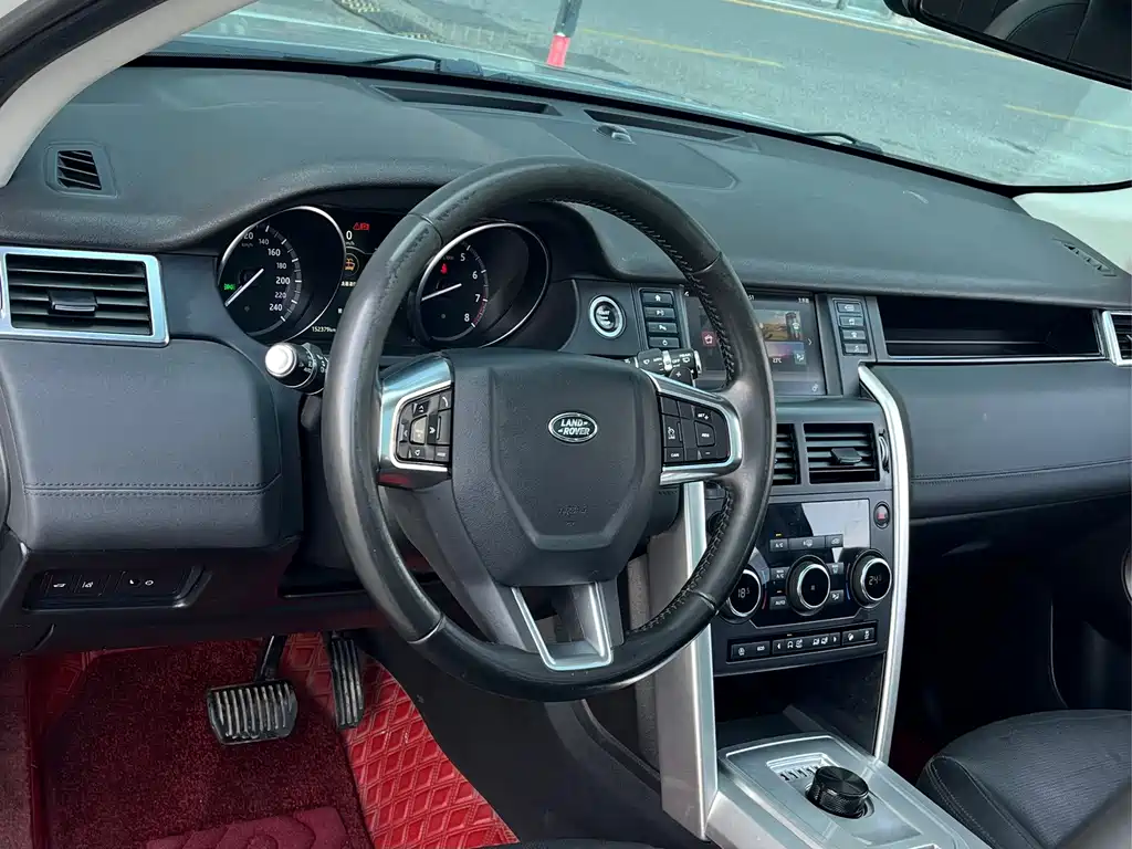 Land Rover Discovery Sport — миниатюра 13