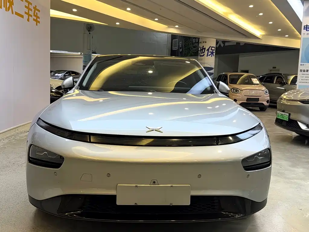 XPeng P7 — миниатюра 2