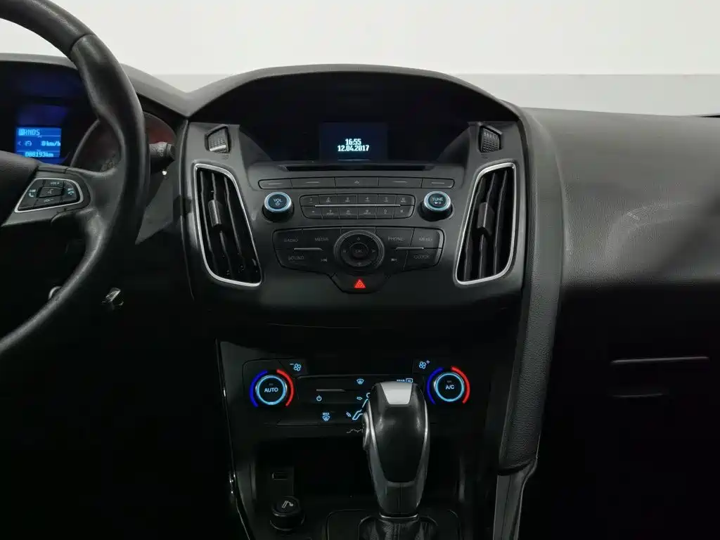 Ford Focus — миниатюра 12