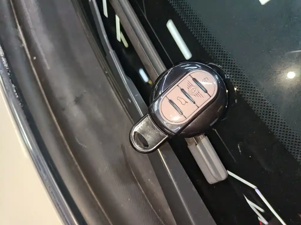 MINI Mini — миниатюра 9