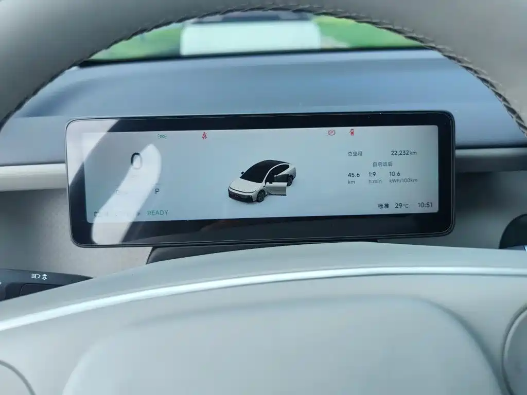Leapmotor Leapmotor B01 — миниатюра 7
