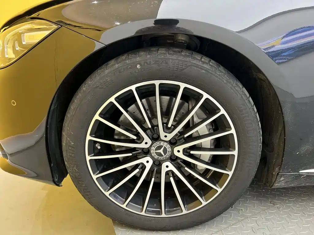 Mercedes-Benz S-Class — миниатюра 10