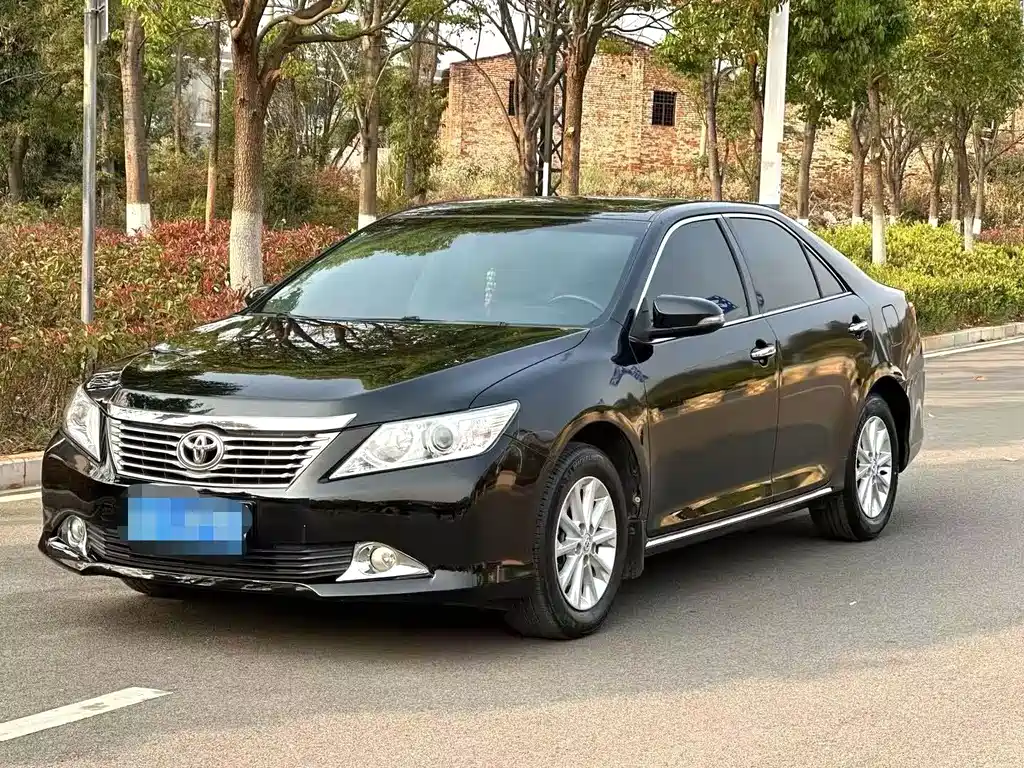 Toyota Camry 2014