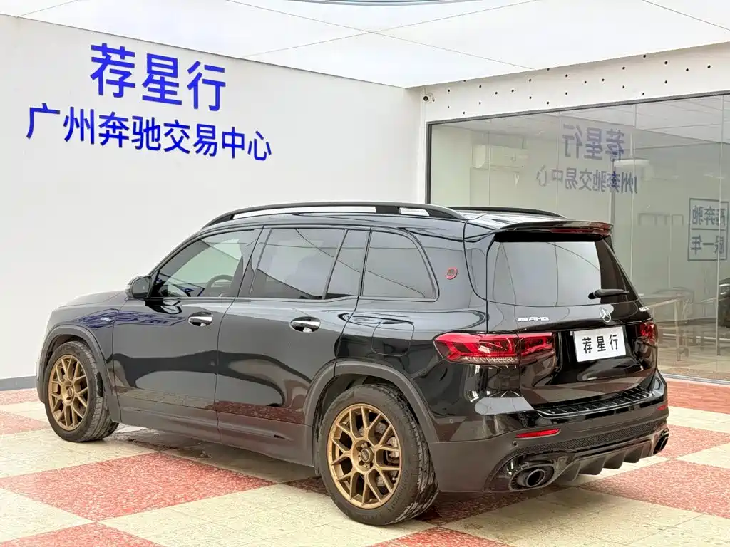 Mercedes-Benz GLB AMG — миниатюра 7