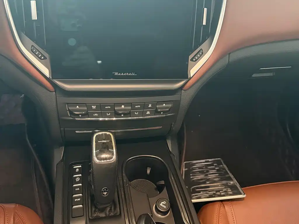 Maserati Ghibli 2022 3.0T Modena