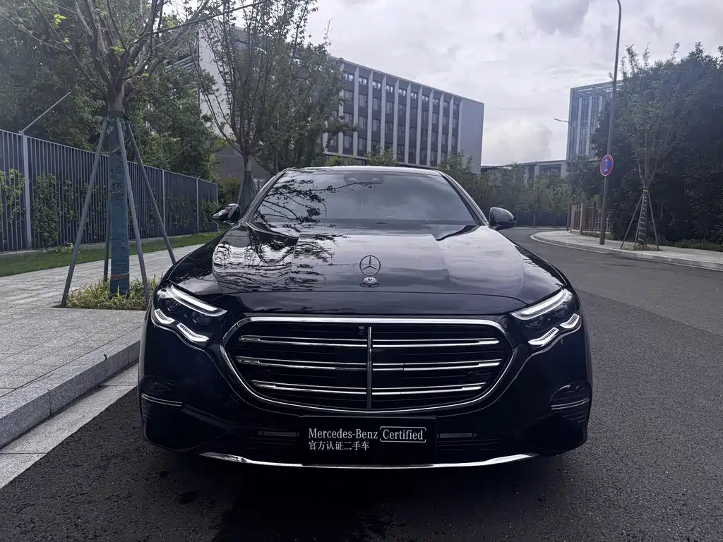 Mercedes-Benz E-Class — миниатюра 4