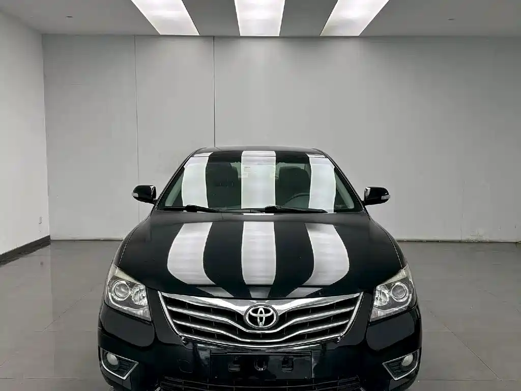 Toyota Camry — миниатюра 2